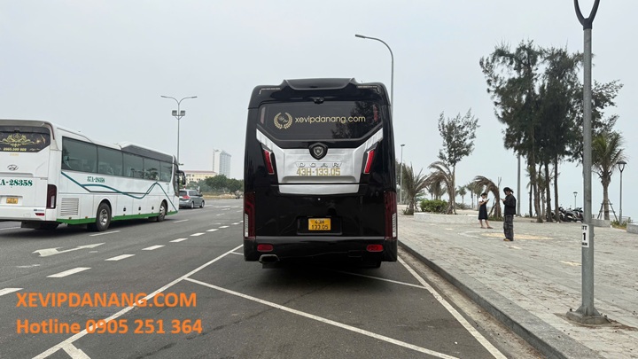 thue-xe-vip-19-cho-tai-da-nang-(4)