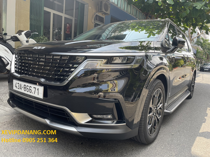 thue-xe-vip-kia-carnival-7-cho-hue-da-nang-(1)
