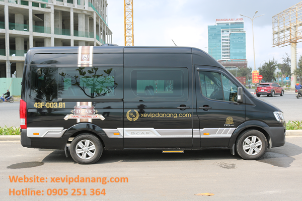 thue-xe-vip-limousine-12-cho-da-nang-hue-hoi-an-(4)