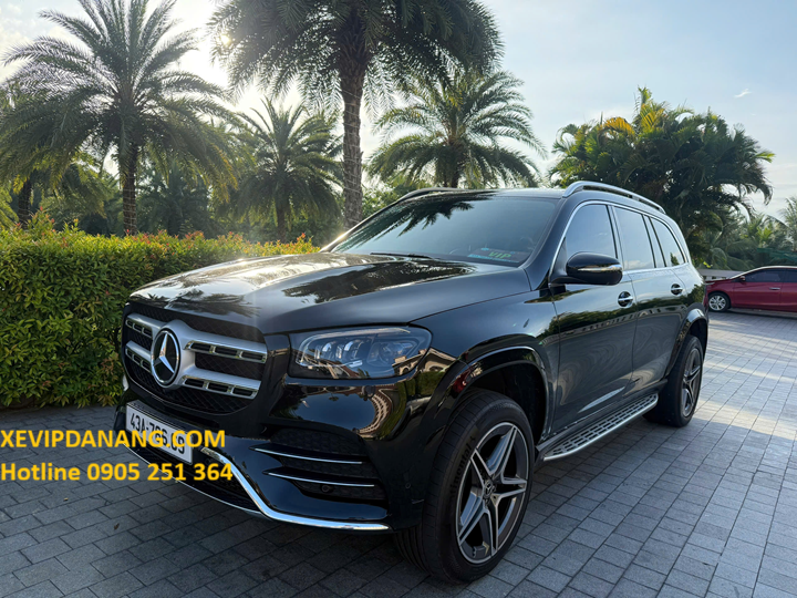 thue-xe-vip-mercedes-7-cho-tai-da-nang-(1)