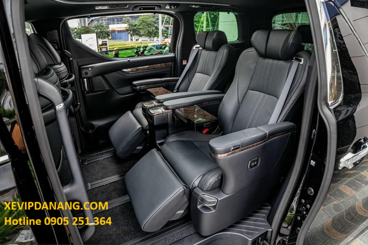 thue-xe-vip-toyota-alphard-tai-da-nang-(2).