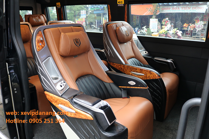 xe-dcar-limousine-9-cho-cho-thue-tai-da-nang-(2).