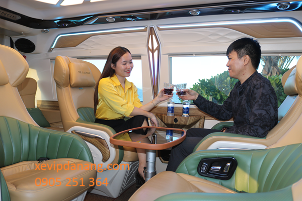 xe-dcar-limousine-9-cho-cho-thue-xe-tai-da-nang-hue-hoi-an-(3)