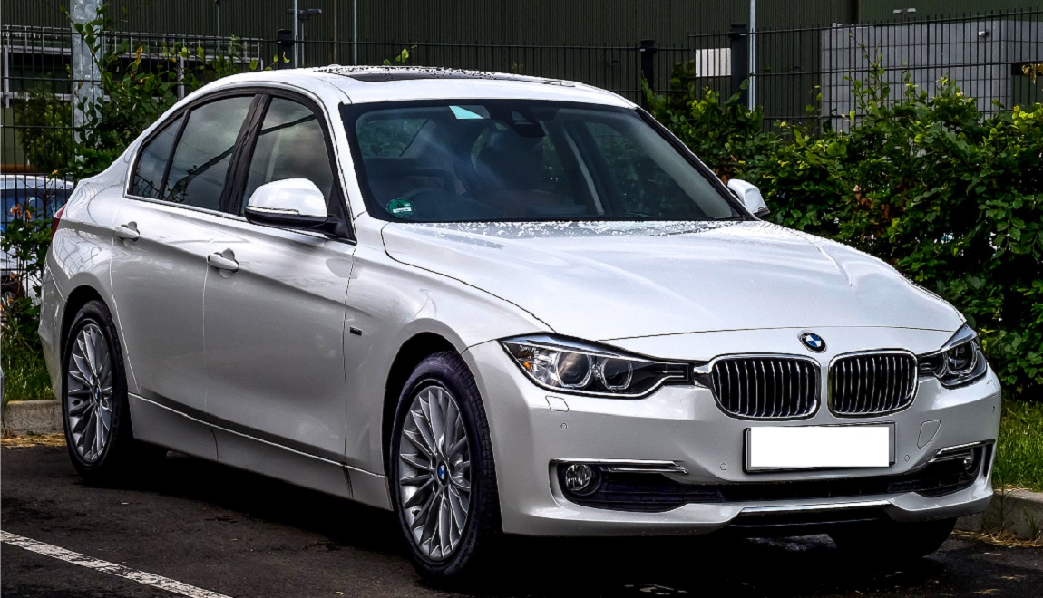 Cho thuê xe du lịch VIP, cho thuê xe BMW 320i tại Đà Nẵng