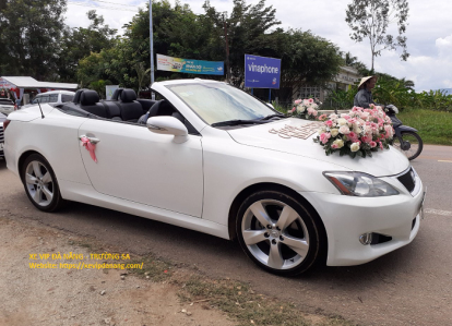 Cho thuê xe Lexus mui trần tại Đà Nẵng giá rẻ 