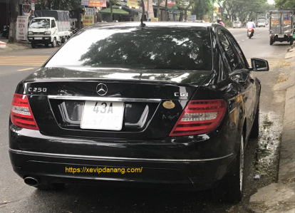 Cho thuê xe Mercedes C250 Exclusive tại Đà Nẵng Cho thuê xe Mercedes C250 Exclusive tại Đà Nẵng